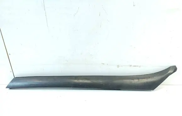 Ford Transit Windshield trim G06C11V03682
