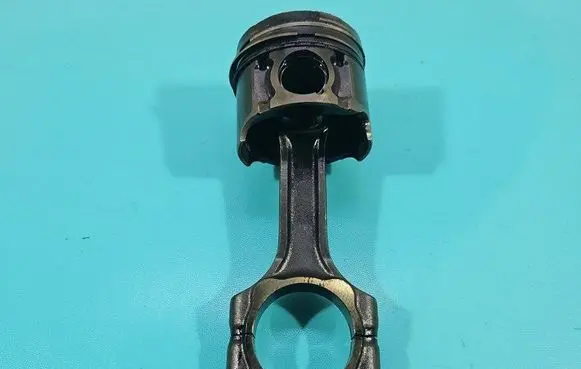 Piston