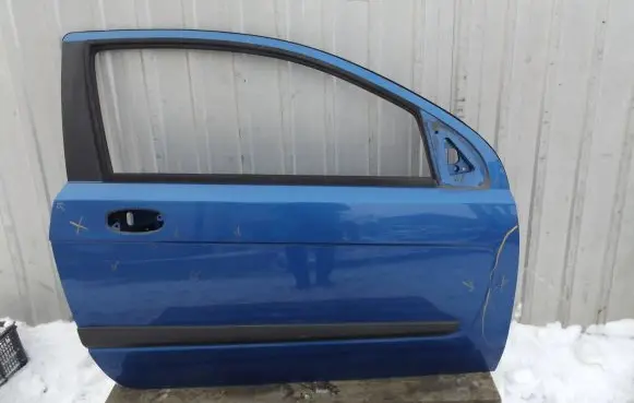 Chevrolet Aveo Front door