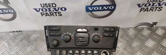 Volvo V70 Climate control unit 30746022