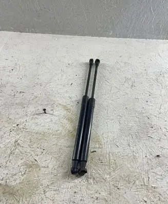 BMW 1 E81 E87 Front bonnet/hood damper/strut 51237118370 5771UA0350N