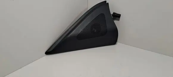 Hyundai Santa Fe Front door high frequency speaker 876512B010