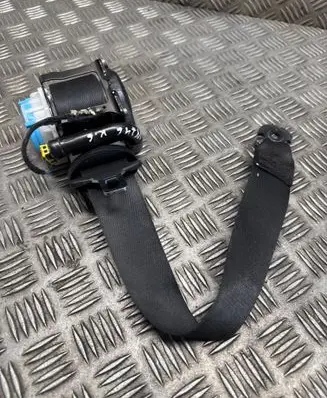 Mercedes-Benz B W246 W242 Rear seatbelt 3063559 071CG921UB 30726209922