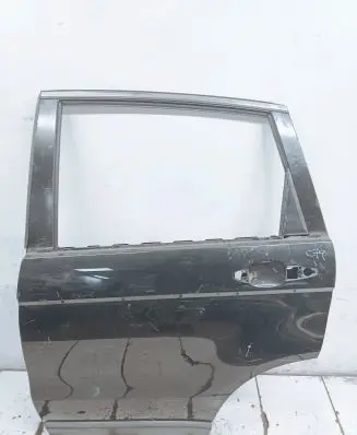 Honda CR-V Rear door