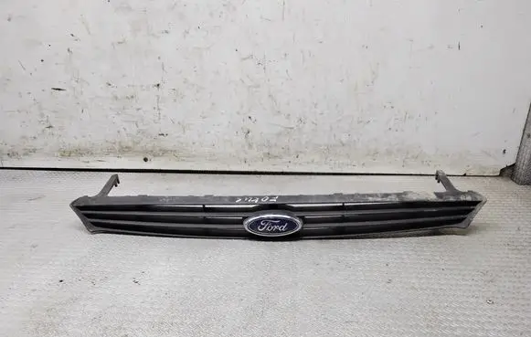 Ford Focus Front bumper upper radiator grill 98AB8200AH