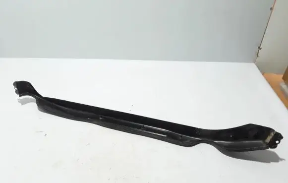 Skoda Octavia Mk4 Other engine bay part 5H0806239