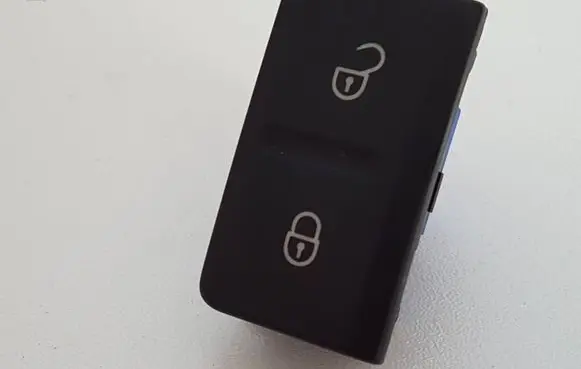 Volkswagen Golf Plus Central locking switch button 5M2962125B 3116