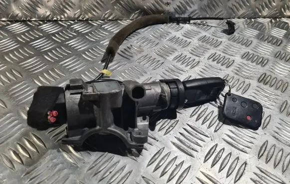 Seat Alhambra (Mk1) Ignition lock 4B0905851B