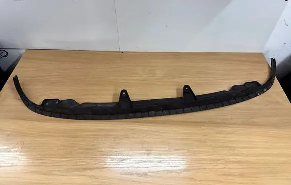 Volkswagen Golf Plus Front bumper lip 