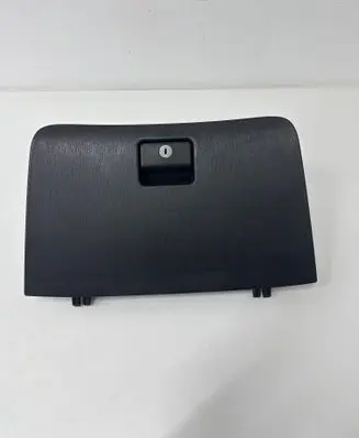 Toyota Corolla Verso E121 Glove box