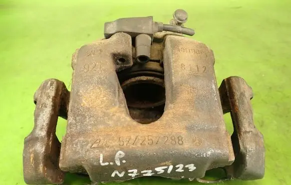 Mercedes-Benz SLK AMG R170 Front brake caliper