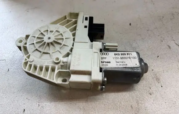 Audi A4 S4 B8 8K Rear door window regulator motor 8K0959811
