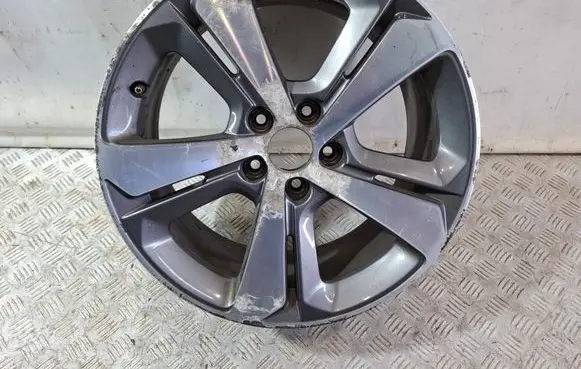 R17 alloy rim