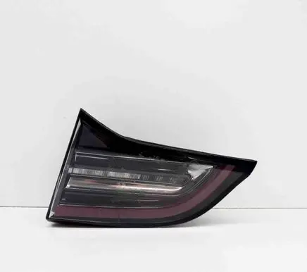 Tesla Model Y Tailgate rear/tail lights 107740299F