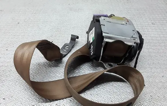 Audi A8 S8 D3 4E Rear seatbelt 601783100