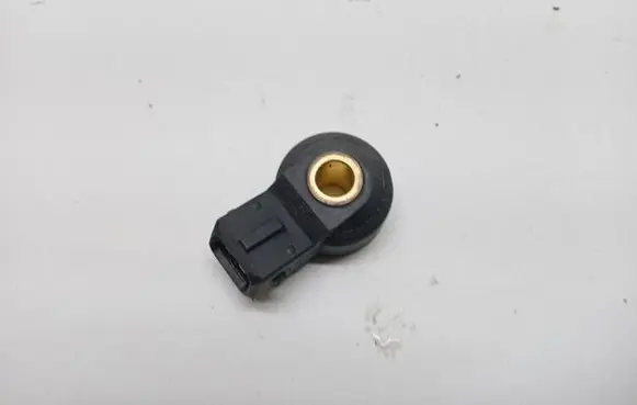 Skoda Octavia Mk1 (1U) Detonation knock sensor 030905377A