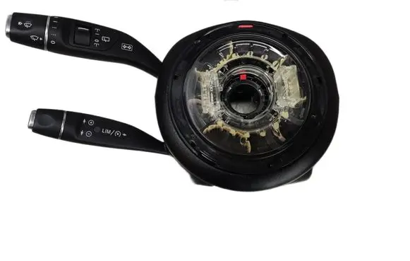 Mercedes-Benz C W204 Headlight wiper switch A2129001630