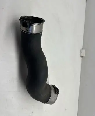 BMW 5 F10 F11 Intercooler hose/pipe