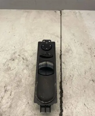 Mercedes-Benz Sprinter W906 Electric window control switch A9065451213 5522811 Q07ZGS002