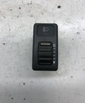 Volvo S70 V70 V70 XC Headlight level height control switch 9162960