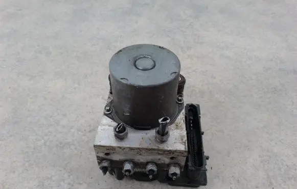 Citroen C4 I ABS Pump 