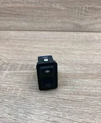 BMW 7 E38 Electric window control switch 8368932