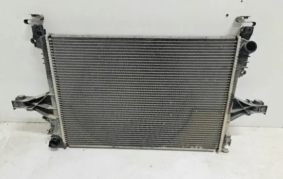 Volvo V70 Coolant radiator