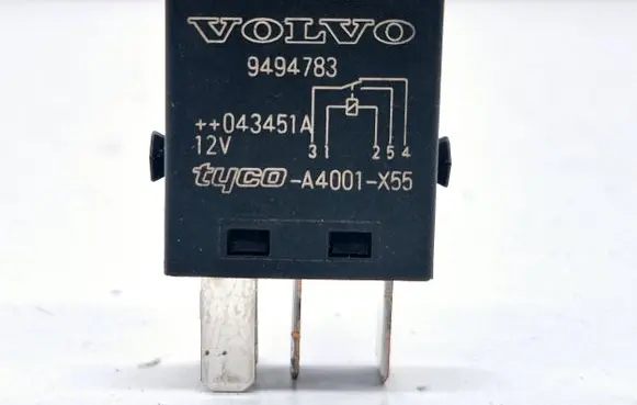 Volvo V70 Other relay 9494783 043451A A4001X55