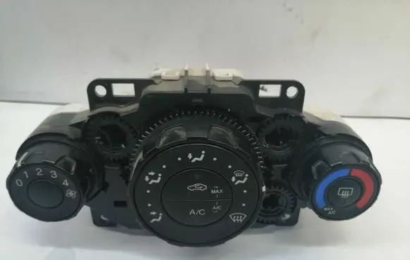 Ford Fiesta Climate control unit 8A6119980AF