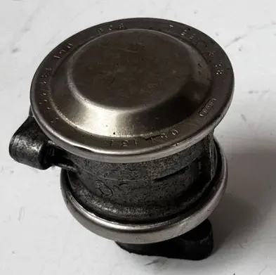 Audi A6 S6 C6 4F Valve 06E131101C