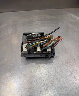 Peugeot 3008 I BSM Control unit 9675877980
