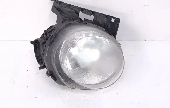 Nissan Juke I F15 Headlight/headlamp HCR660 HCHR772