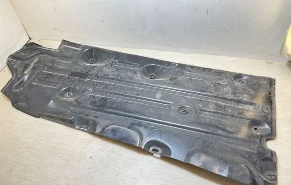 Ford Kuga II Side bottom protection GV6111133BA P2Z0A