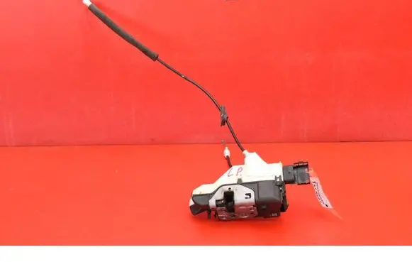 Peugeot 3008 I Front door lock PSA825158