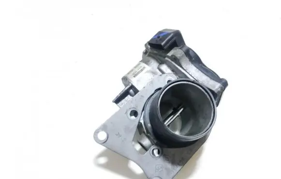 Nissan X-Trail T31 Throttle valve 8200987453f 8200727648