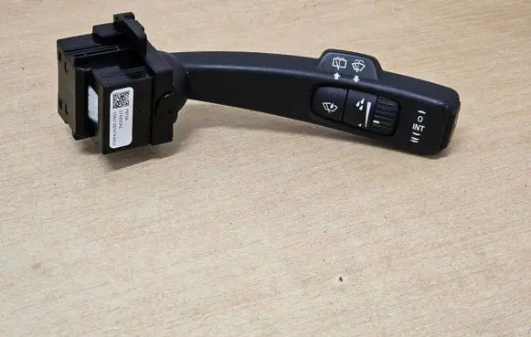Volvo XC60 Indicator stalk 31456042