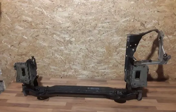 Toyota Corolla Verso AR10 Bottom radiator support slam panel 