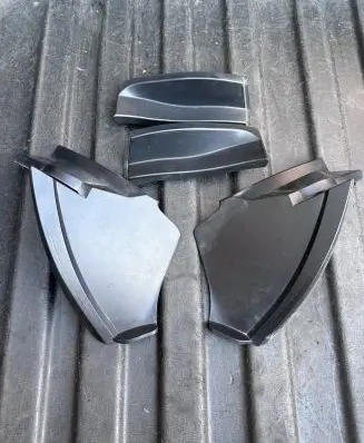 Infiniti FX Rear/tail light trim molding C93