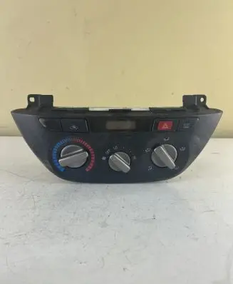 Toyota RAV 4 (XA20) Climate control unit 5590042120