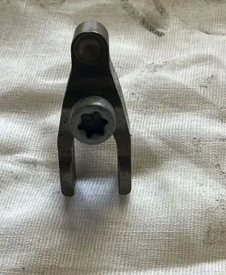 Mercedes-Benz CLA C118 X118 Fuel Injector clamp holder A6540163400