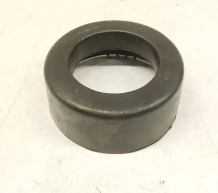 Mercedes-Benz E W124 Front coil spring rubber mount 2013211284 A2013211284 0140320016