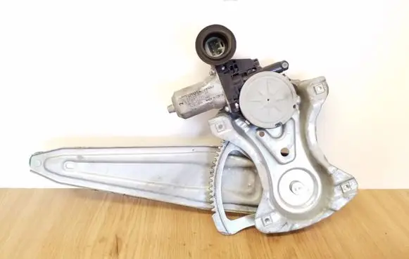 Toyota Auris 150 Rear door window regulator with motor 857200D120 973581100