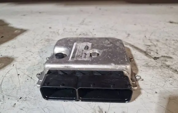 Fiat 500L Engine control unit/module 55253827