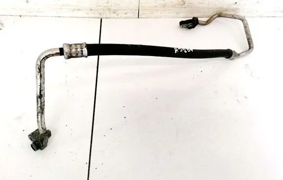 Toyota Verso-S Air conditioning (A/C) pipe/hose