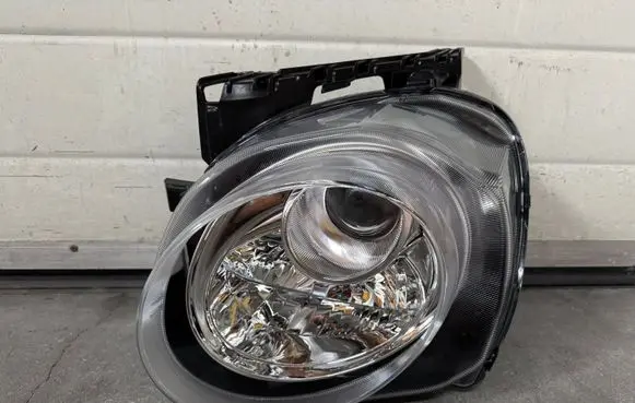 Nissan Juke I F15 Headlight/headlamp 26060BV90B 89909543