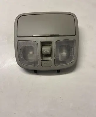 Hyundai Genesis Front seat light 928002M000