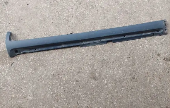 Volvo XC70 Sill 30698371