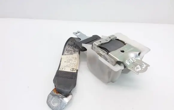 Toyota Prius (XW20) Middle seatbelt (rear) 7E5130