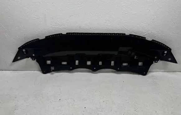 Toyota Yaris Cross Front bumper skid plate/under tray 526180D180