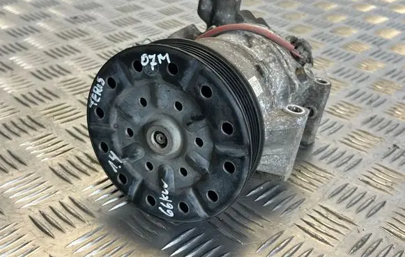 Toyota Yaris Air conditioning (A/C) compressor (pump) 5SER09C GE4472602331